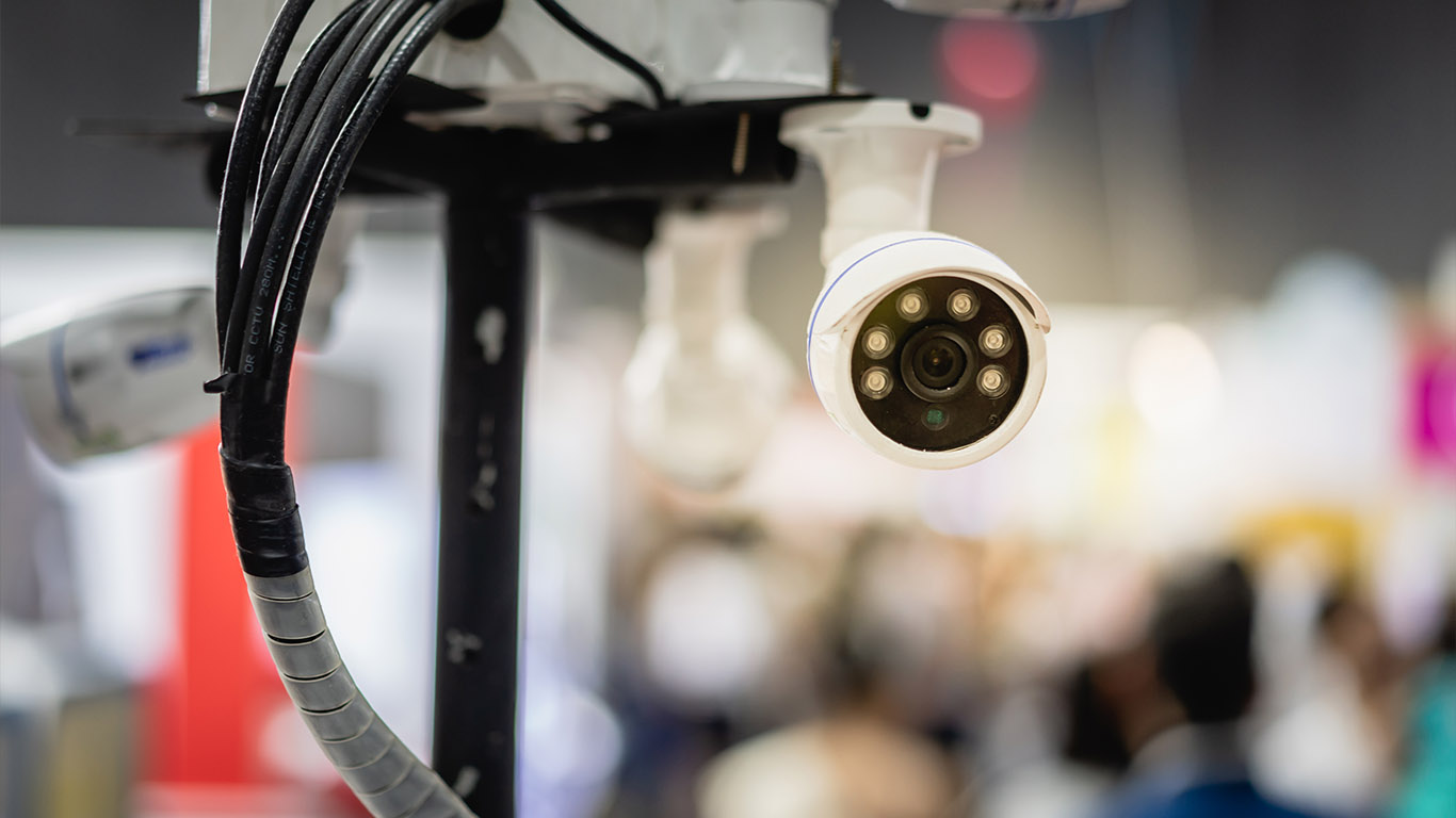 Ev Güvenliği İçin Kamera Sistemi Kurmanın 5 Faydası